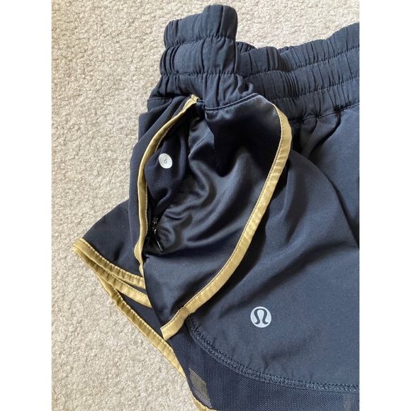 Lululemon Super Squad Short Size 6 - Picture 10 of 12
